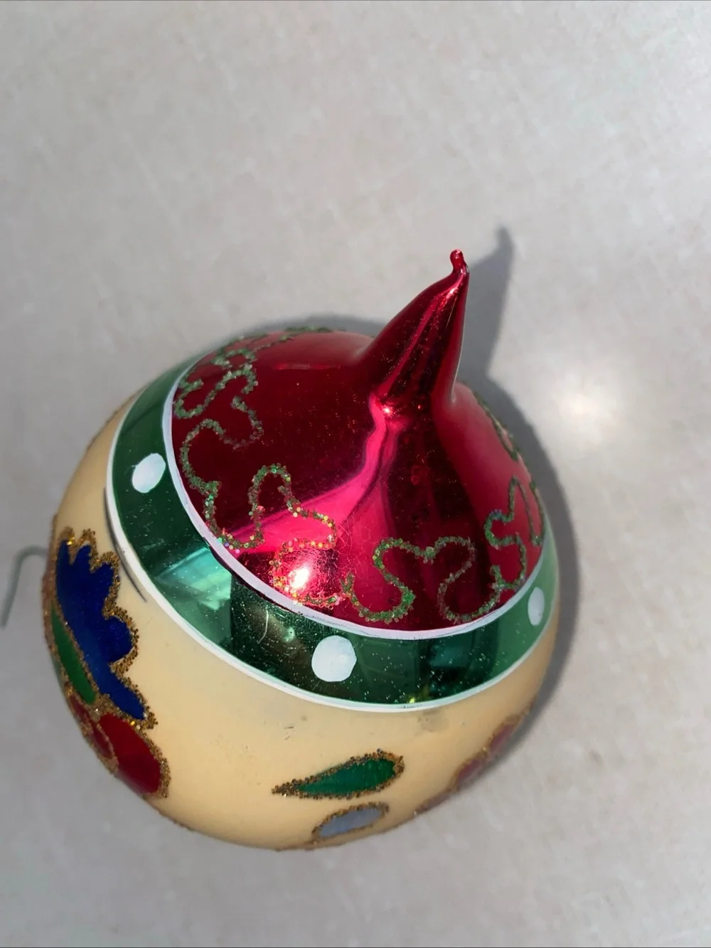 VTG  Smithsonian Golden Arabesque Glass Christmas Ornament‎